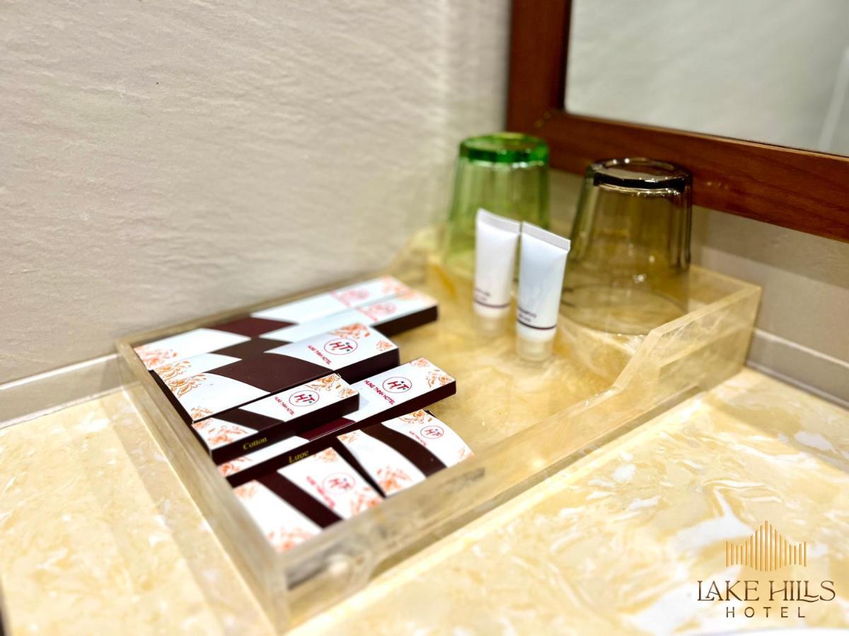 Lake Hills Hotel Ha Long Buitenkant foto