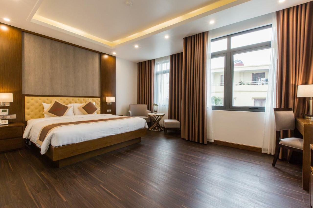 Lake Hills Hotel Ha Long Buitenkant foto