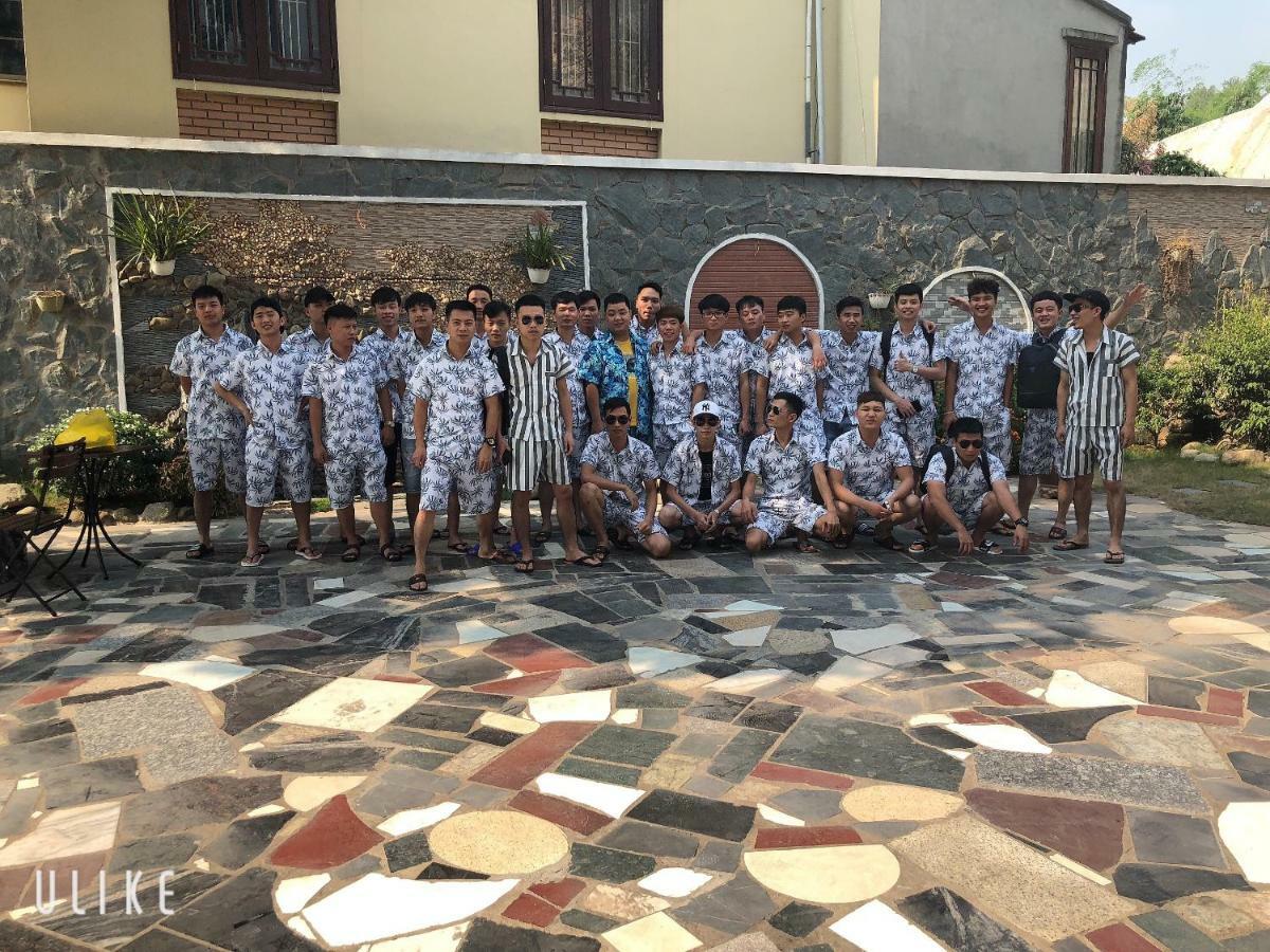 Lake Hills Hotel Ha Long Buitenkant foto